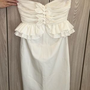White strapless dress women’s size medium ruffle